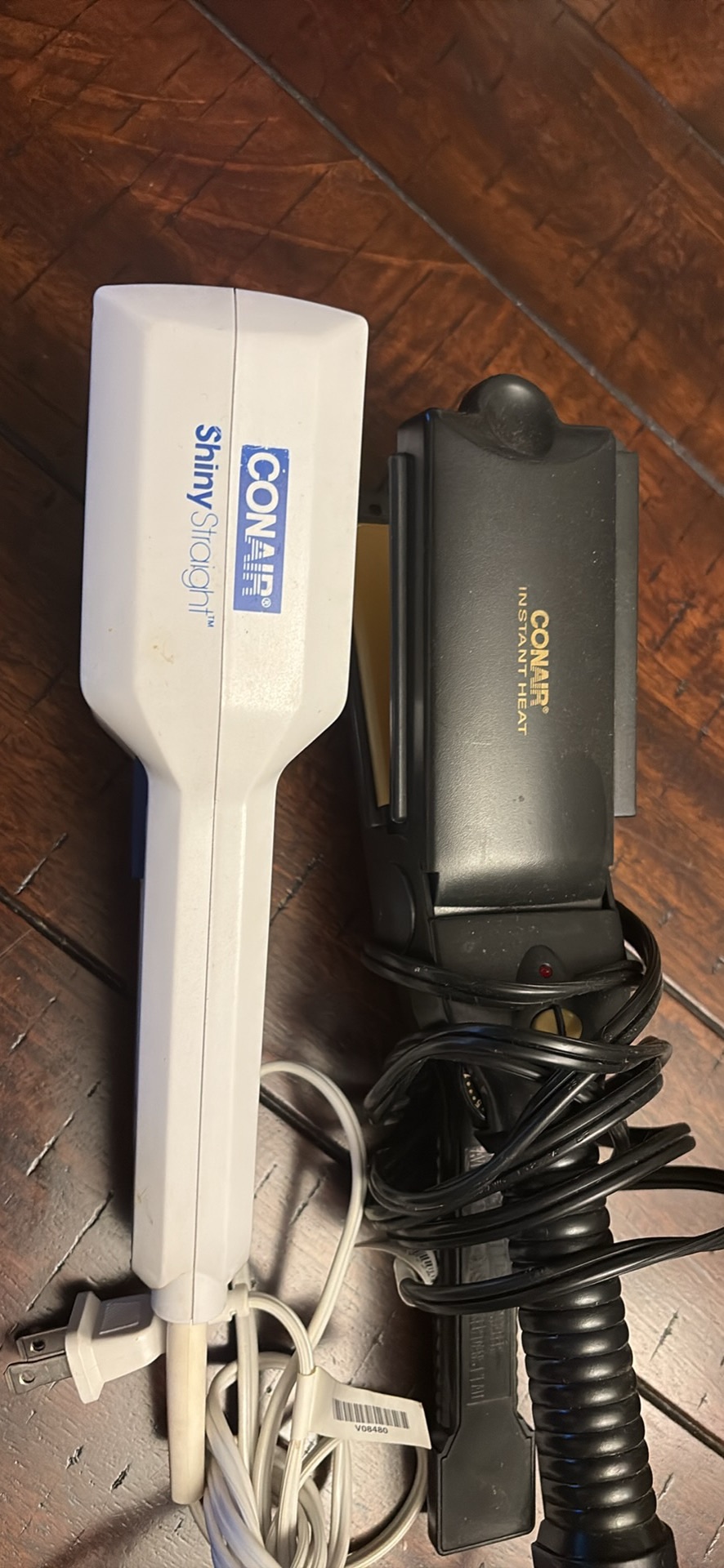 Curling irons (2) & Flatirons (2)